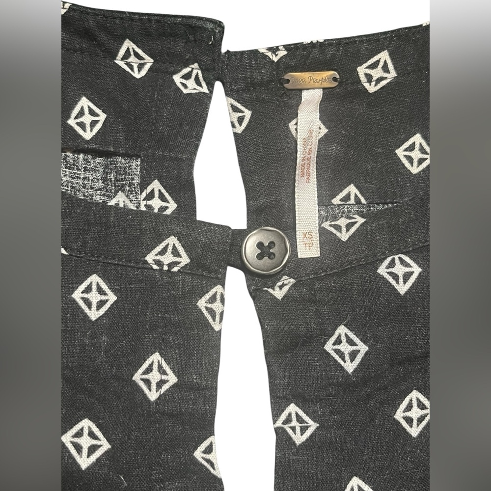 Free People Ashley black white diamond print sleeveless Romper size XS pre-owned - Picture 4 of 11